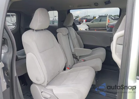 2015 Toyota Sienna Le 7 Passenger/Le 8 Passenger from USA, damaged, VIN 5TDKK3DC0FS570160